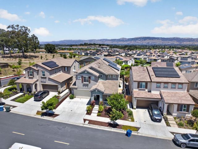 1265 Mirassou Lane, Gilroy, CA 95020
