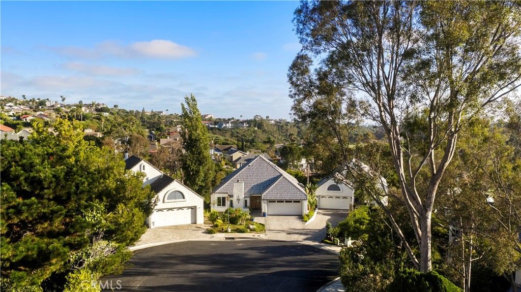 152 Avenida Mesita 18, San Clemente, CA 92673 — exterior