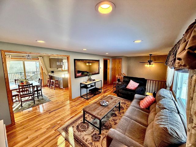 18203 Empire Trail, Farmington, MN 55024