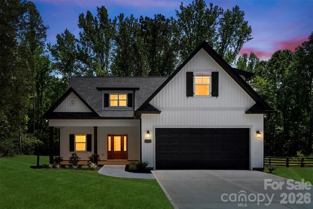 5005 Oconee Drive, Stanley, NC 28164