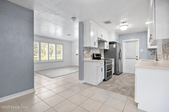 1303 Oxford Way, Cocoa, FL 32922
