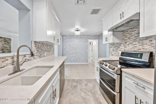 1303 Oxford Way, Cocoa, FL 32922