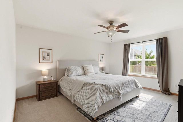 751 N Sandy LANE, Elkhorn, WI 53121