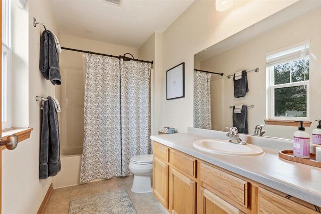 751 N Sandy LANE, Elkhorn, WI 53121
