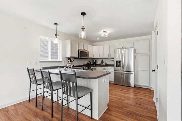 751 N Sandy LANE, Elkhorn, WI 53121