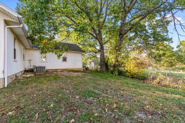 8903-3 General Baptist Road, Mountain Grove, MO 65711