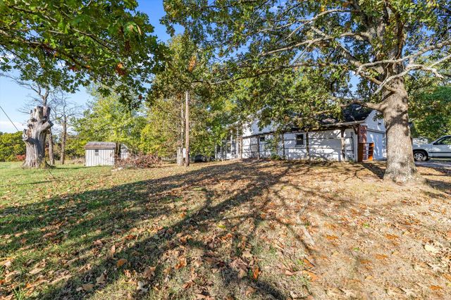 8903-3 General Baptist Road, Mountain Grove, MO 65711