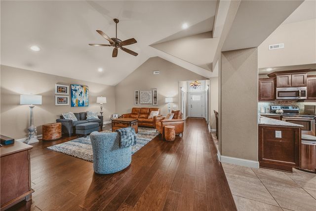 3301 Stonepoint Avenue, Bentonville, AR 72713