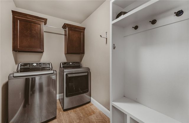 3301 Stonepoint Avenue, Bentonville, AR 72713