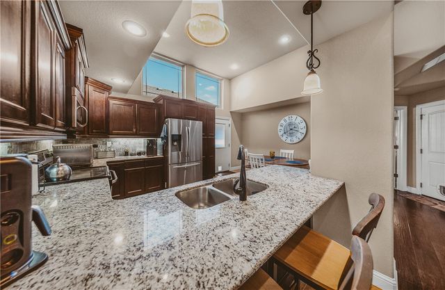 3301 Stonepoint Avenue, Bentonville, AR 72713