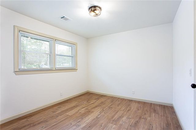 1318 Needmore Street SW, Conyers, GA 30012