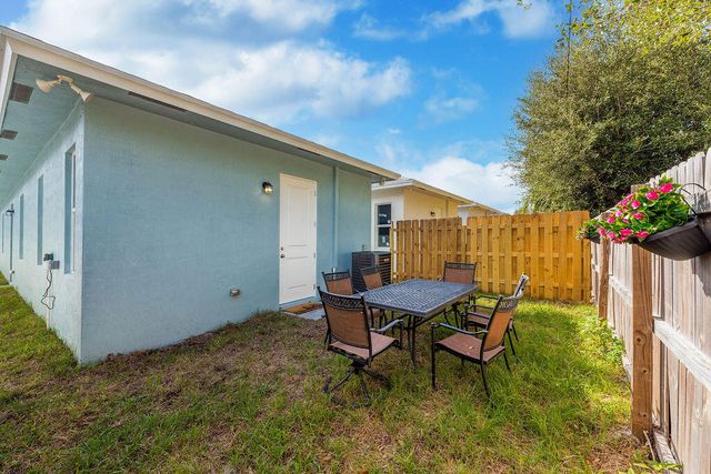 2647 Hiawatha Avenue, Westgate, West Palm Beach, FL 33409