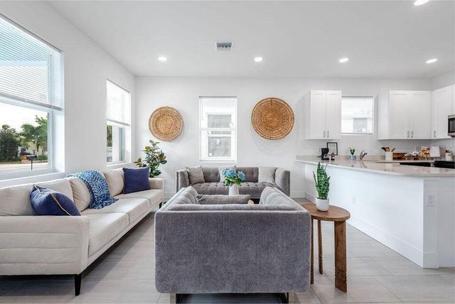 2647 Hiawatha Avenue, Westgate, West Palm Beach, FL 33409