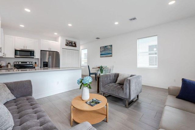 2647 Hiawatha Avenue, Westgate, West Palm Beach, FL 33409