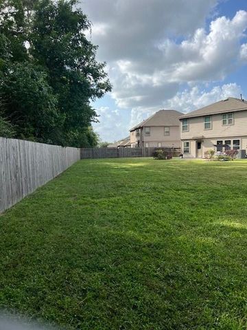 4346 Lake Cypress Circle, Houston, TX 77068