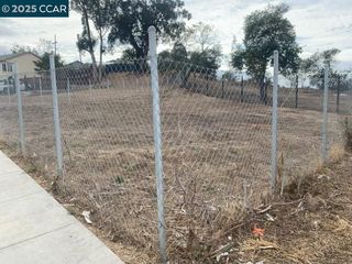 139 Laurel St, Vallejo, CA 94591