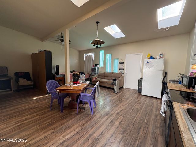 5884 Leon Drive, Sun Valley, NV 89433