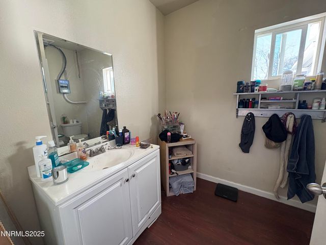 5884 Leon Drive, Sun Valley, NV 89433