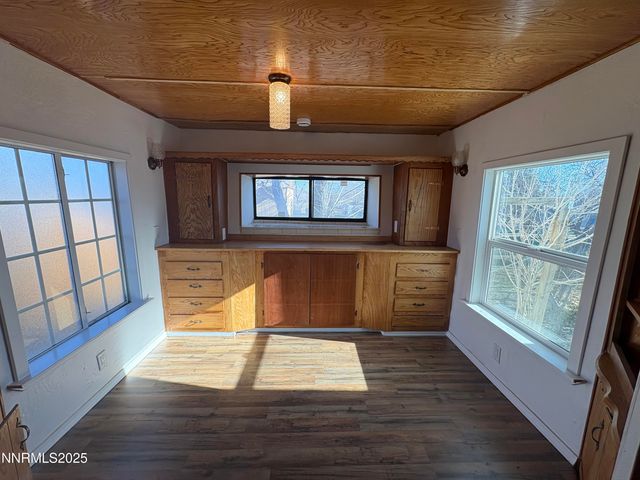 5884 Leon Drive, Sun Valley, NV 89433