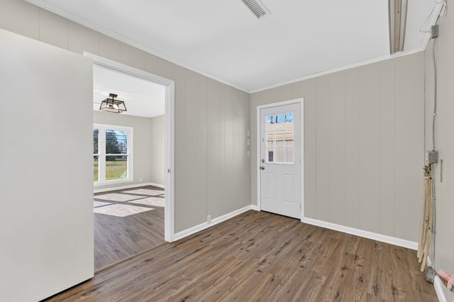 8 Prospect Rd, Fayetteville, TN 37334