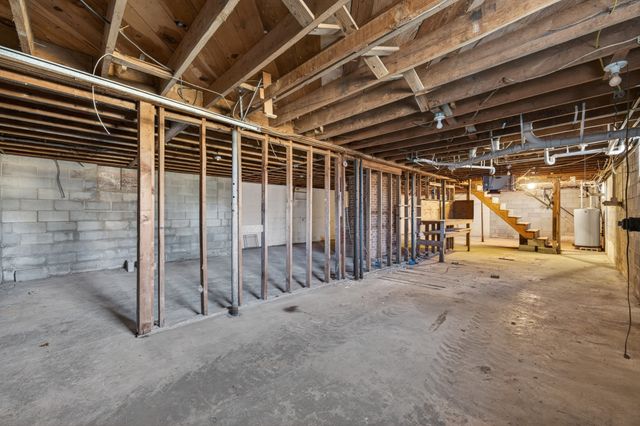 8 Prospect Rd, Fayetteville, TN 37334