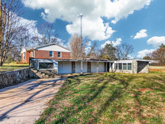 8 Prospect Rd, Fayetteville, TN 37334