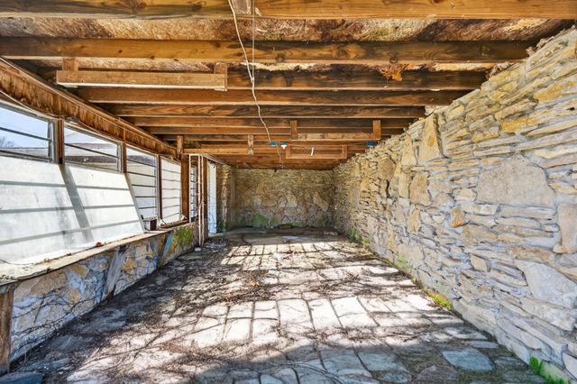 8 Prospect Rd, Fayetteville, TN 37334