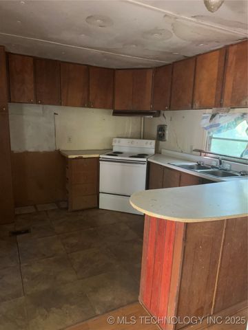 205 N Vine Avenue, Cleveland, OK 74020