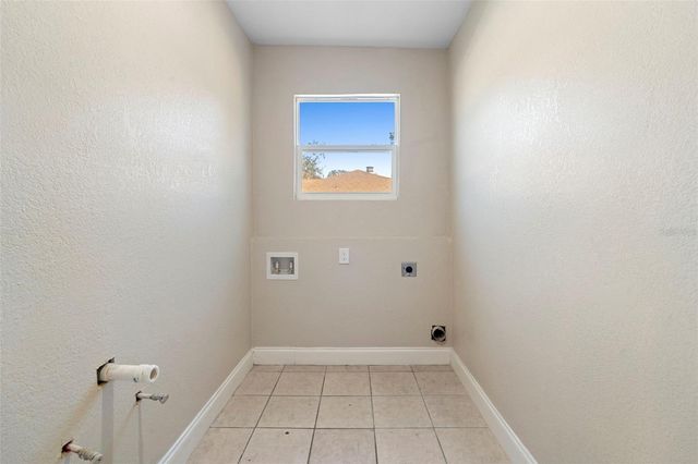 4044 ROSE PETAL LANE, Orlando, FL 32808