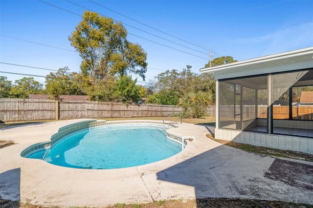 4044 ROSE PETAL LANE, Orlando, FL 32808