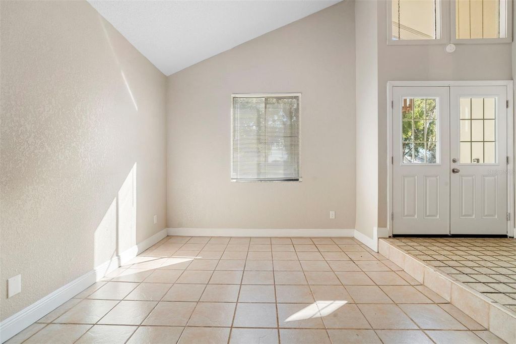 Image 13 of property listing at 4044 ROSE PETAL LANE, Orlando, FL 32808