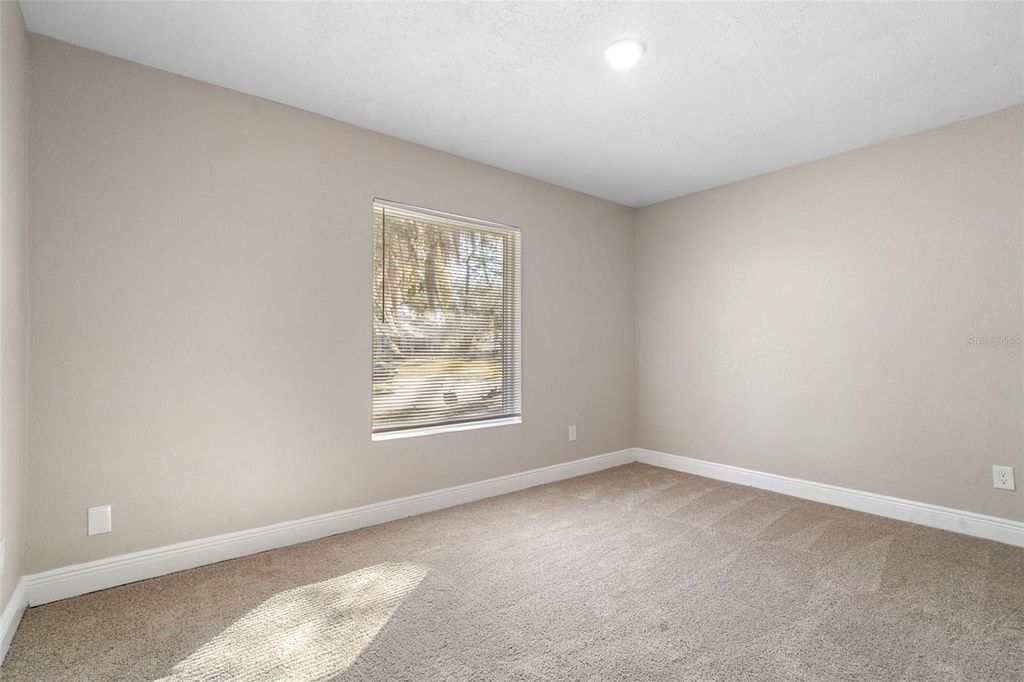 Image 42 of property listing at 4044 ROSE PETAL LANE, Orlando, FL 32808