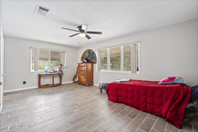 5136 NATHAN HALE Road, Jacksonville, FL 32221