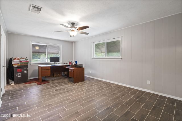 5136 NATHAN HALE Road, Jacksonville, FL 32221