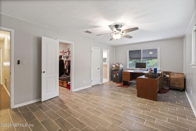 5136 NATHAN HALE Road, Jacksonville, FL 32221
