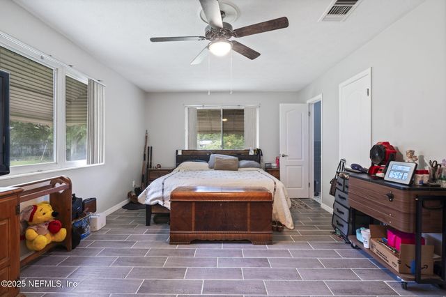 5136 NATHAN HALE Road, Jacksonville, FL 32221