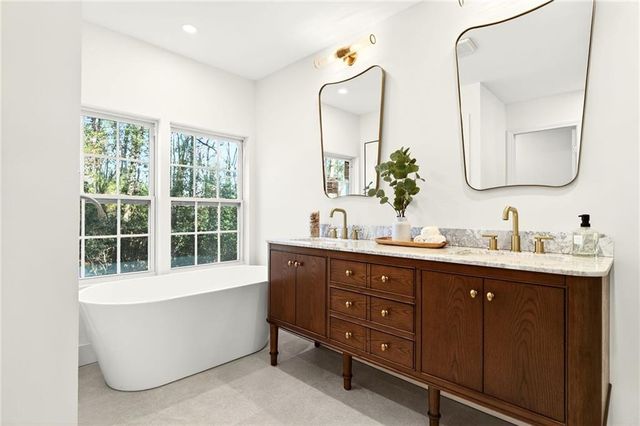 2603 Kings Lake NE Court, Atlanta, GA 30345