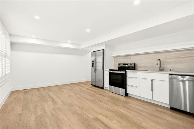 2603 Kings Lake NE Court, Atlanta, GA 30345