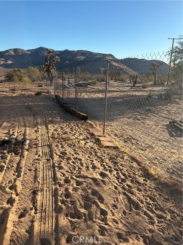 16685 Oldenburg Road, Apple Valley, CA 92307