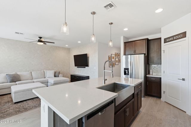 34215 N TWINTIP Lane, San Tan Valley, AZ 85144