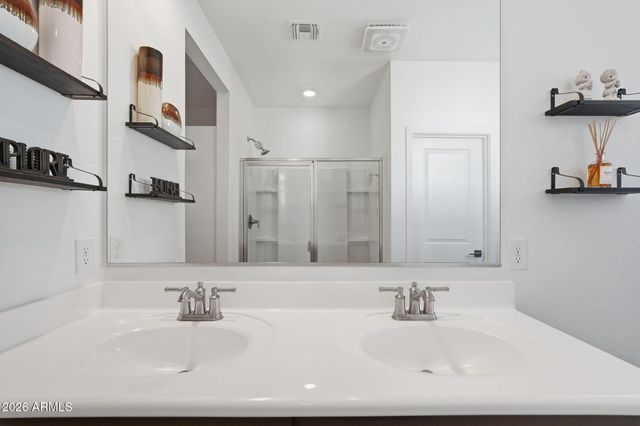 34215 N TWINTIP Lane, San Tan Valley, AZ 85144