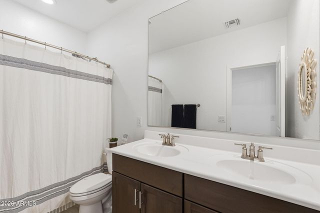 34215 N TWINTIP Lane, San Tan Valley, AZ 85144