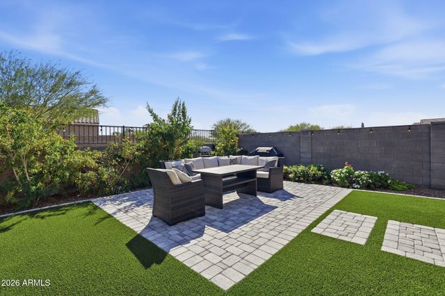 34215 N TWINTIP Lane, San Tan Valley, AZ 85144