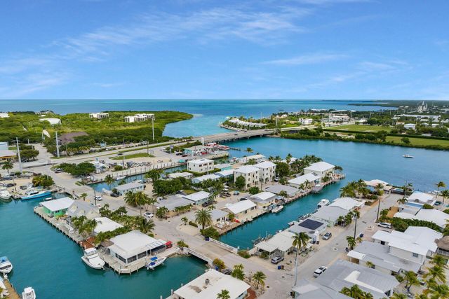 11725 3rd Avenue Ocean, Marathon, FL 33050