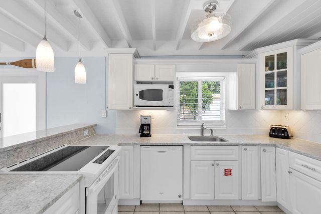 11725 3rd Avenue Ocean, Marathon, FL 33050