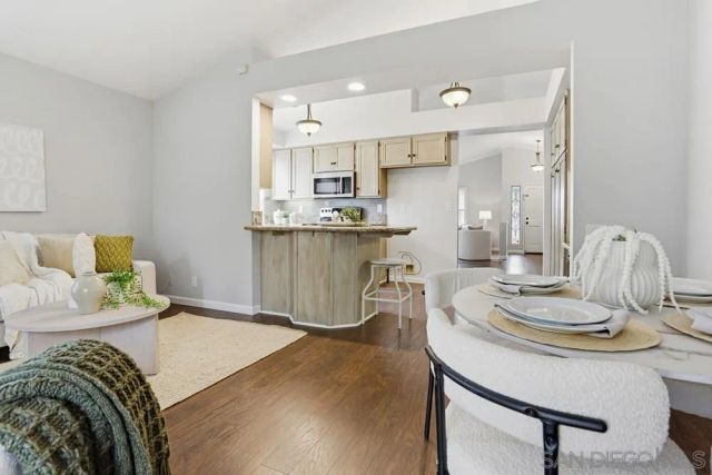 2246 Shadyridge Ave, Escondido, CA 92029