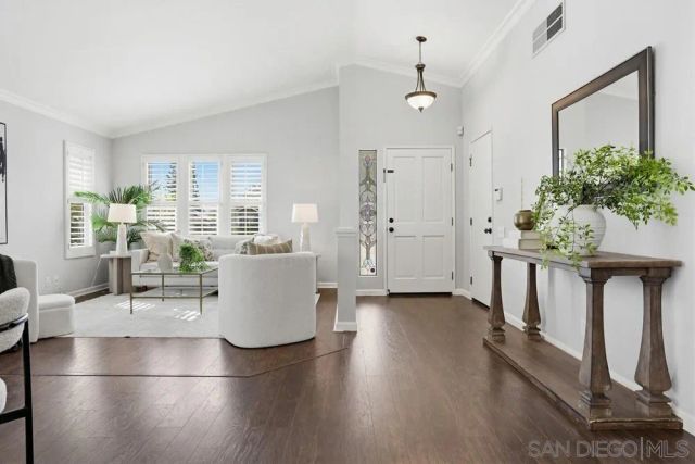 2246 Shadyridge Ave, Escondido, CA 92029