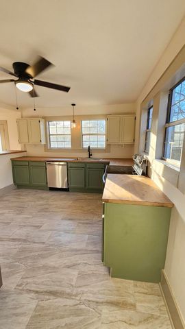 558 Carrol Drive, Ringgold, GA 30736