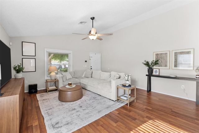 3323 W PINE STREET, Tampa, FL 33607