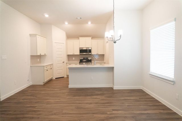 85 Road 51030, Cleveland, TX 77327